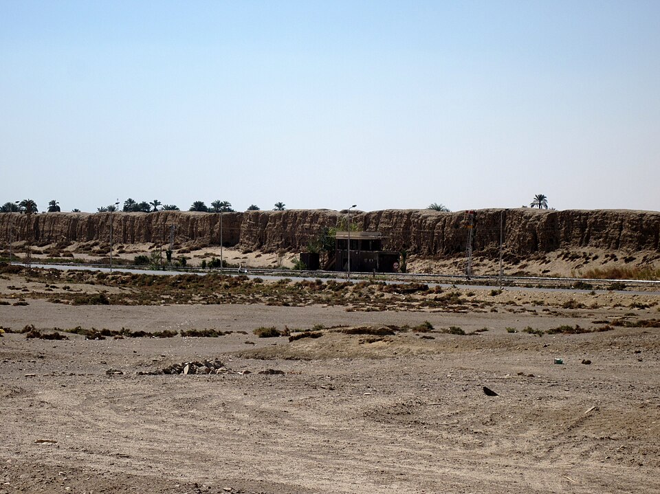 Nekheb (El Kab)